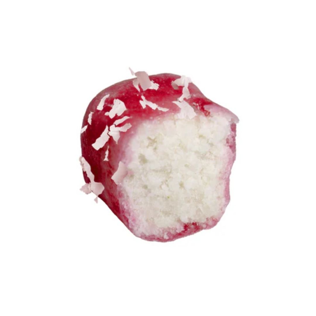 Coco Cubes Red Velvet Flavour Out of Packaging