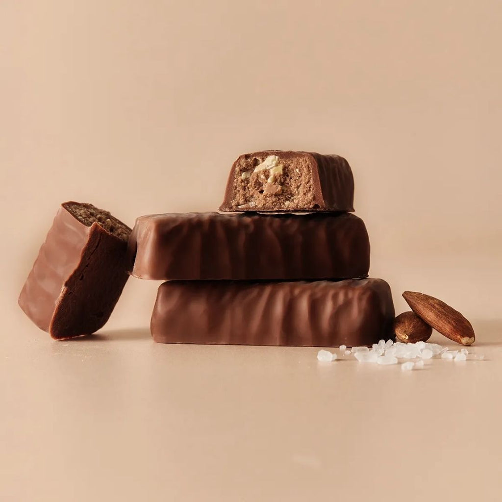 Rhythm 108 Chocolate Bar [Almond & Sea Salt, 33g]
