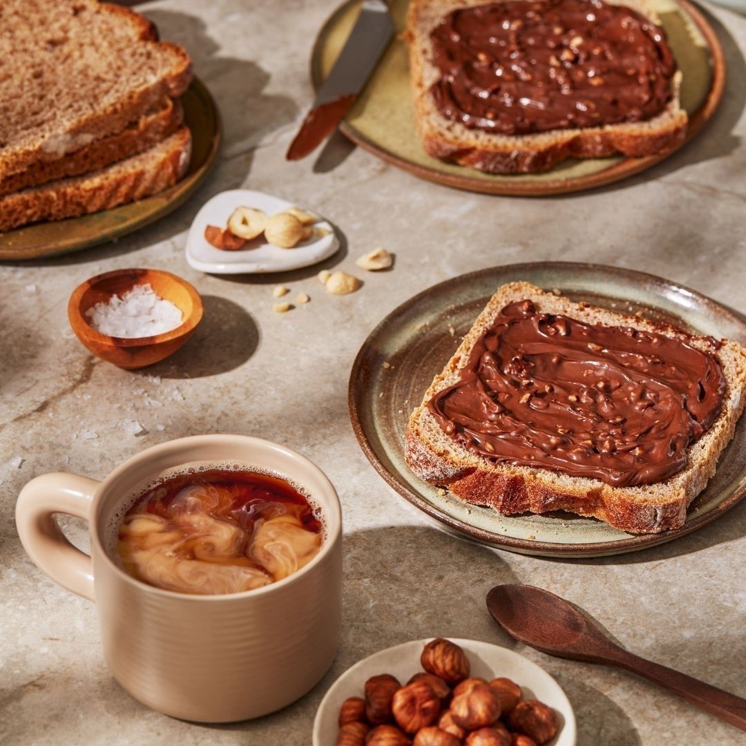 Vego Hazelnut Chocolate Spread [Crunchy]